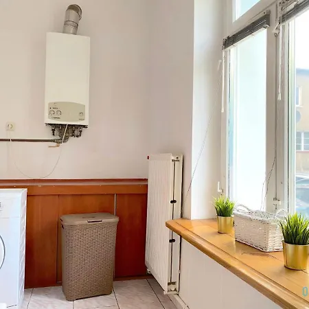 Homestay Leaf - 20 Minutes To Old Town & Seaside Gdansk