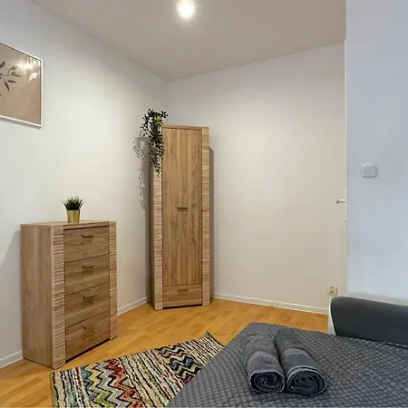 Leaf - 20 Minutes To Old Town & Seaside Homestay